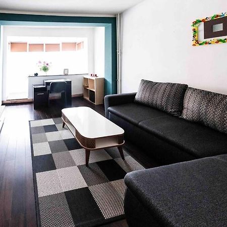 Appartement Apartament Timişoara Extérieur photo